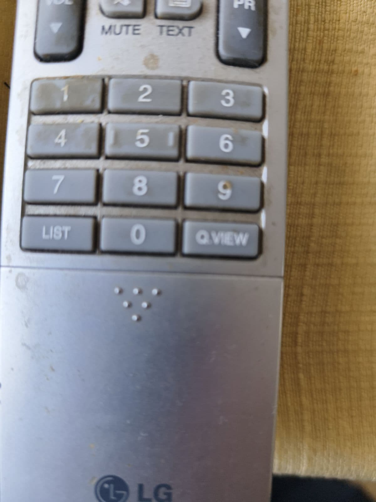 Objet de collection —
La télécommande de la télé 2